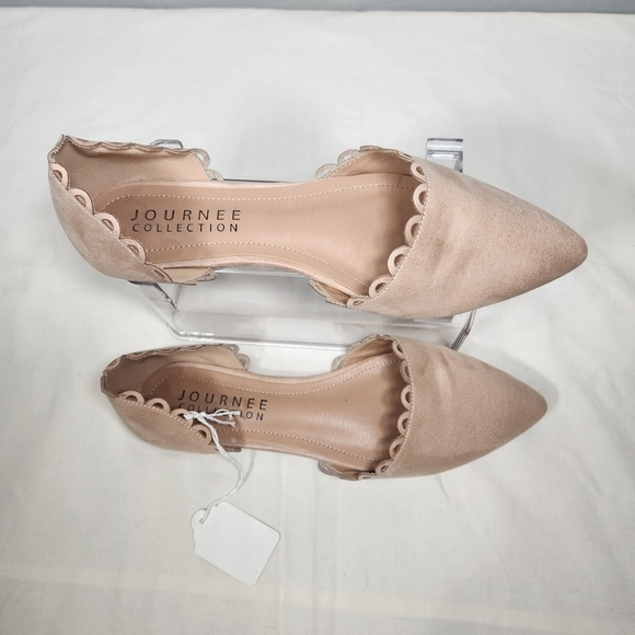 Chic Beige Flats with Scalloped Trim - Picture 6 of 9